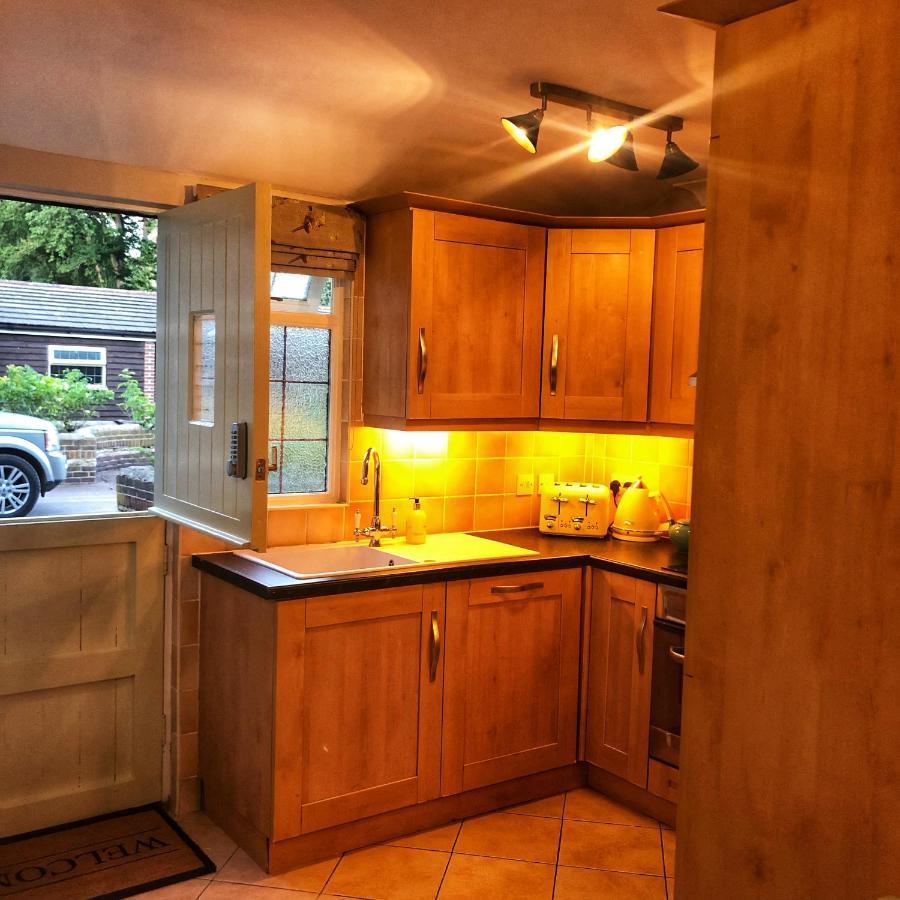 The Rose Cottage Wisborough Green Εξωτερικό φωτογραφία